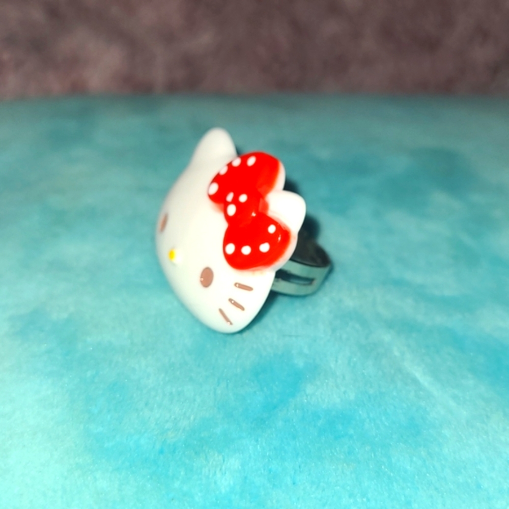 Adjustable Hello Kitty Ring - Picture 8 of 14